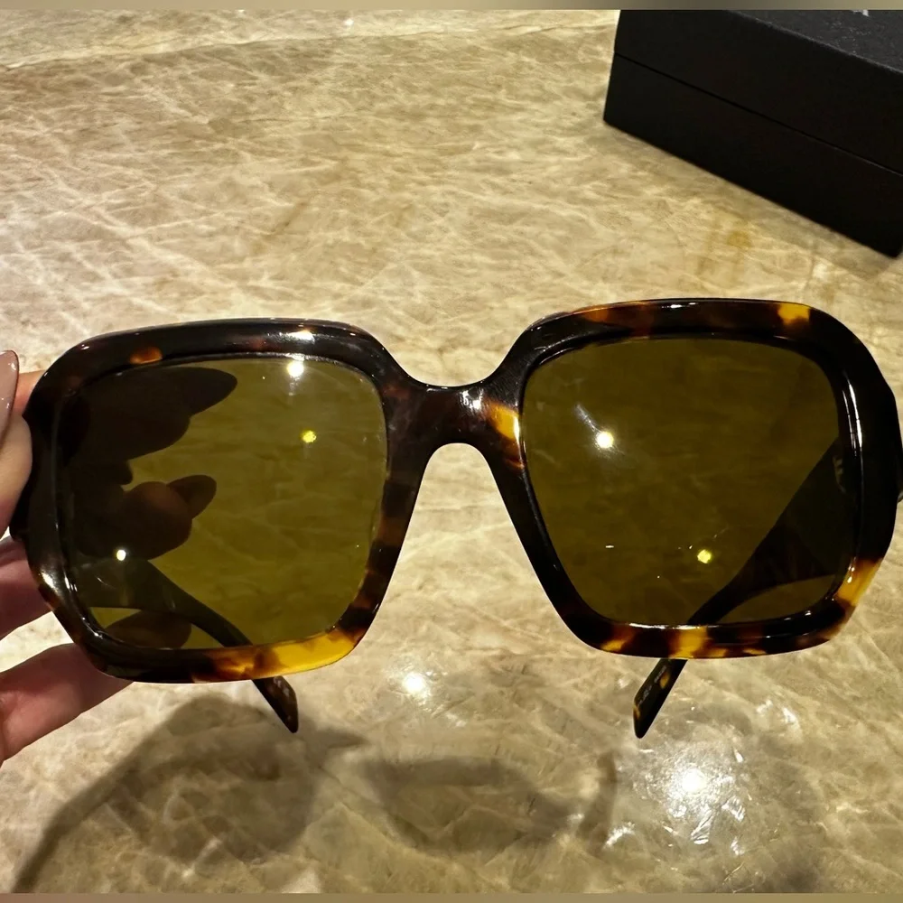Prada Sunglasses 🕶️ - Picture 4 of 10